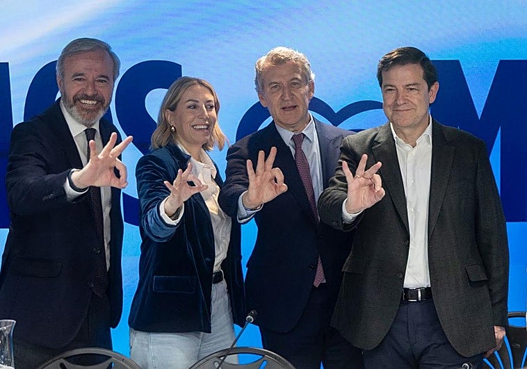 Empieza la negociación PP-Vox: Abascal insiste en entrar en los gobiernos y Feijóo quiere liderar el pacto